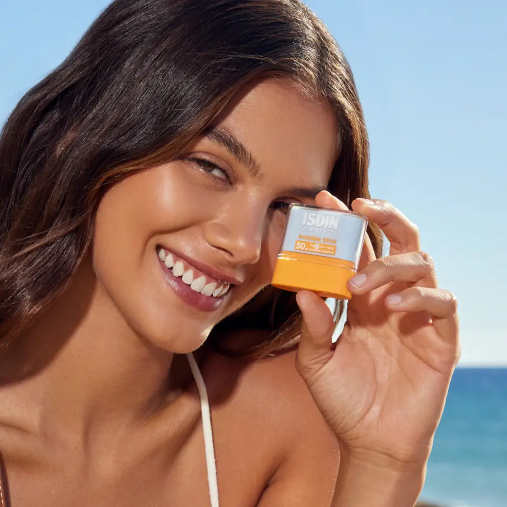 ISDIN Fotoprotector Invisible Stick SPF50 10gr | ISDIN | AbsoluteSkin